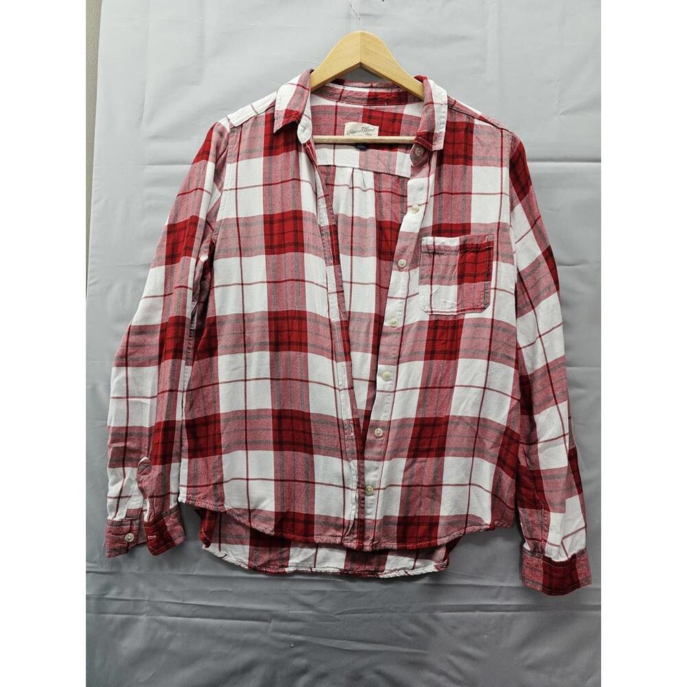 Universal Thread Red White Plaid Button Up Shirt Rayon Long Sleeve Women's Med